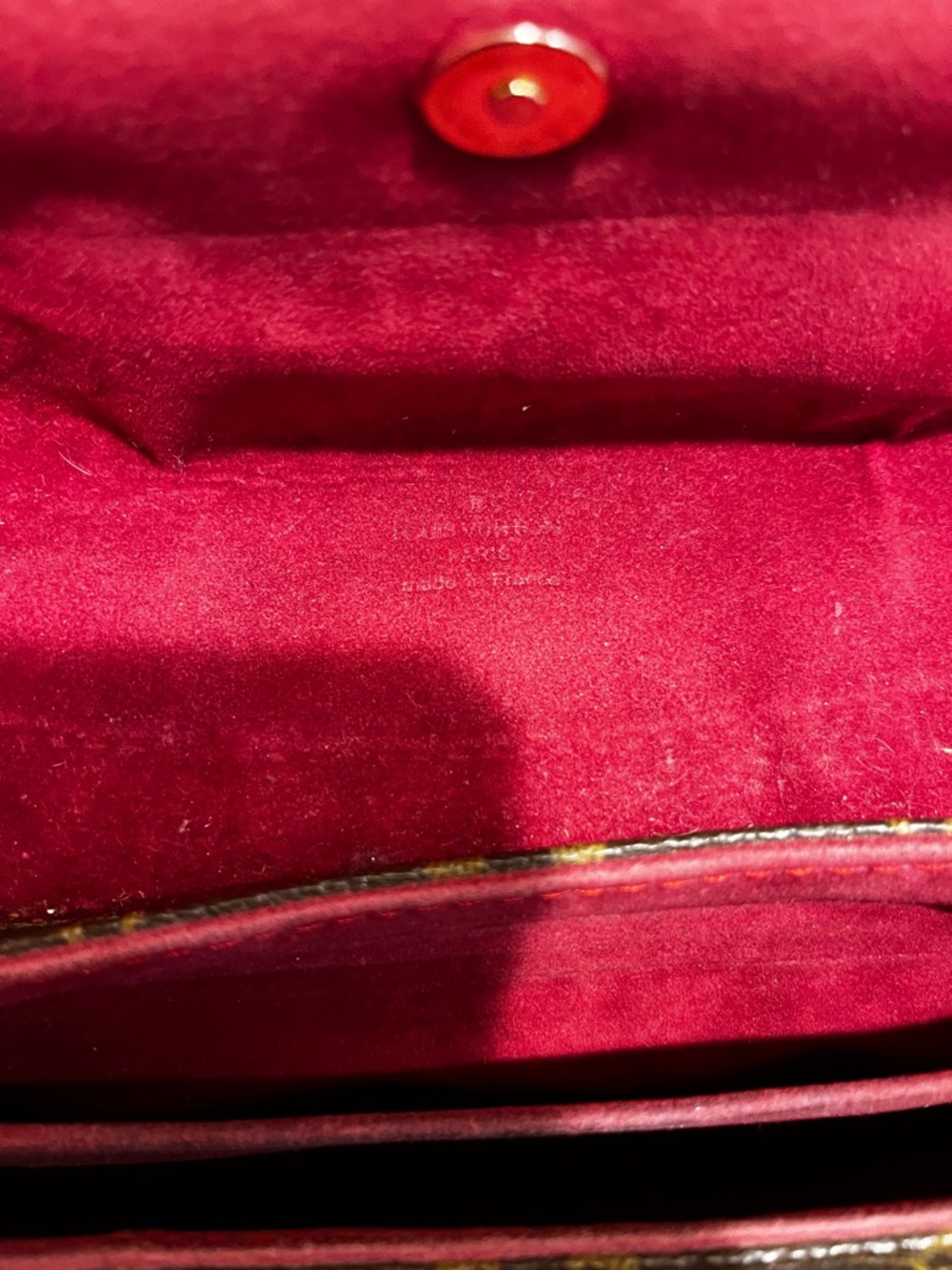 Louis Vuitton Monogram Canvas Shoulder Bag with Tan Straps - Picture 7 of 10